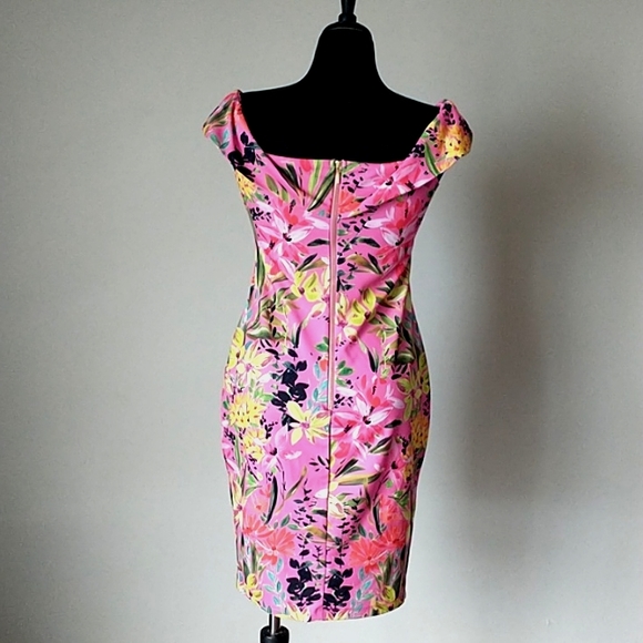 Floral Pink Sleeveless Dress - Picture 5 of 7